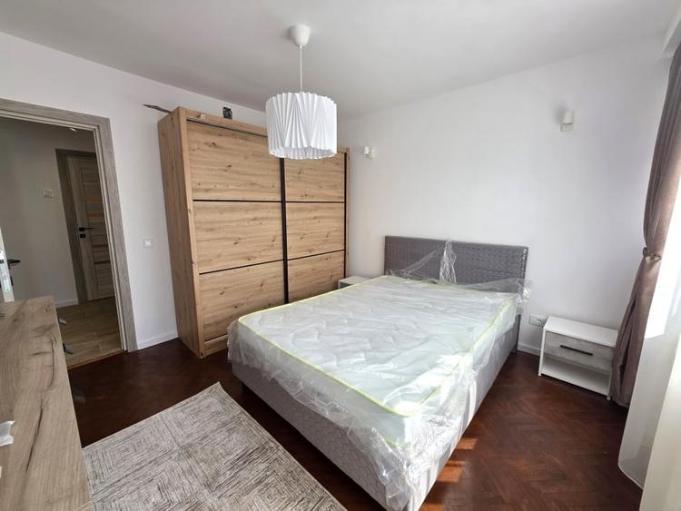 Apartament cu 2 camere decomandat, mobilat în Viilor
