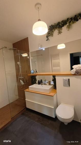 Apartament cu 2 camere semidecomandat în Florești