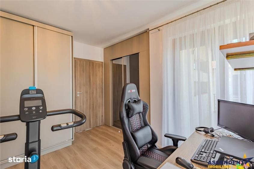 Casă cu 4 camere în IAR