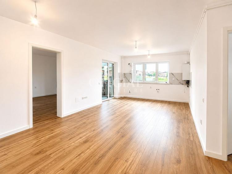 Apartament cu 3 camere semidecomandat în Florești