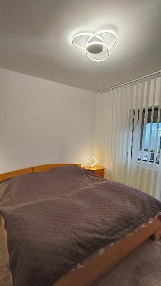Apartament cu 3 camere decomandat în Clăbucet