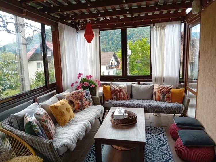 Casă cu 4 camere în Bran