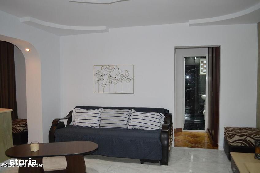 Apartament cu 2 camere semidecomandat, mobilat în Calea București