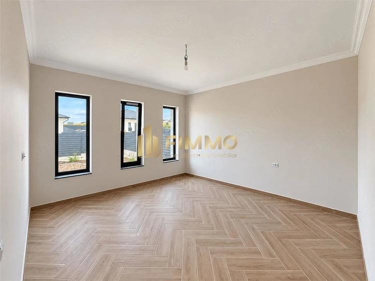 Casă cu Teren 550 Mp în Poieni-Suceava