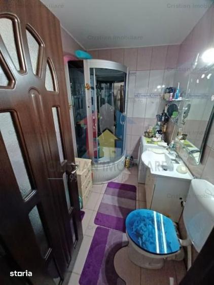 Apartament cu 2 camere decomandat în Barieră