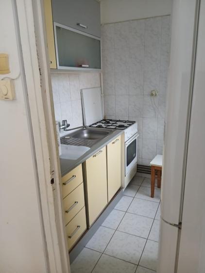 Garsonieră semidecomandată în Central