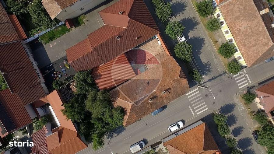 Casă cu 3 camere în Central
