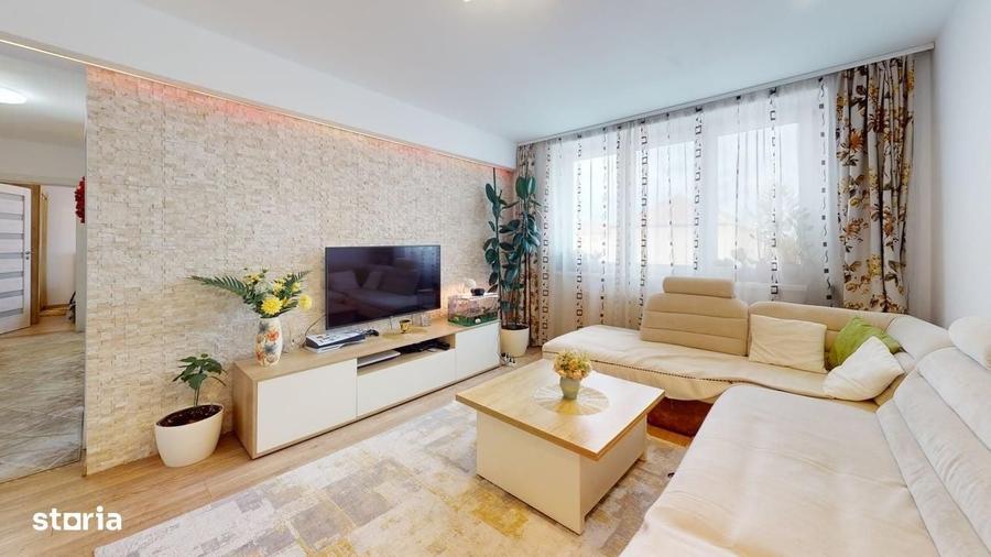 Apartament cu 3 camere semidecomandat în Hipodrom 1