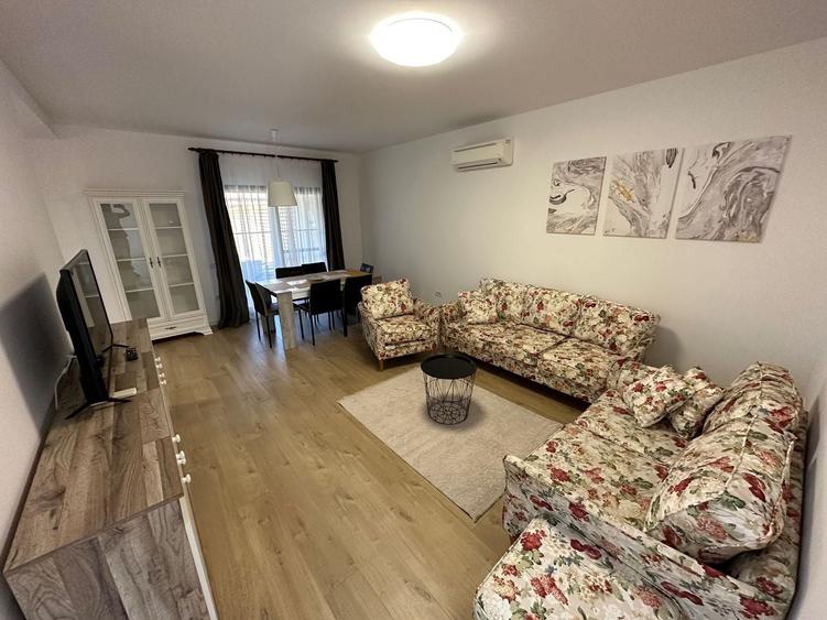 Duplex cu 5 camere cu Canalizare în Aradului
