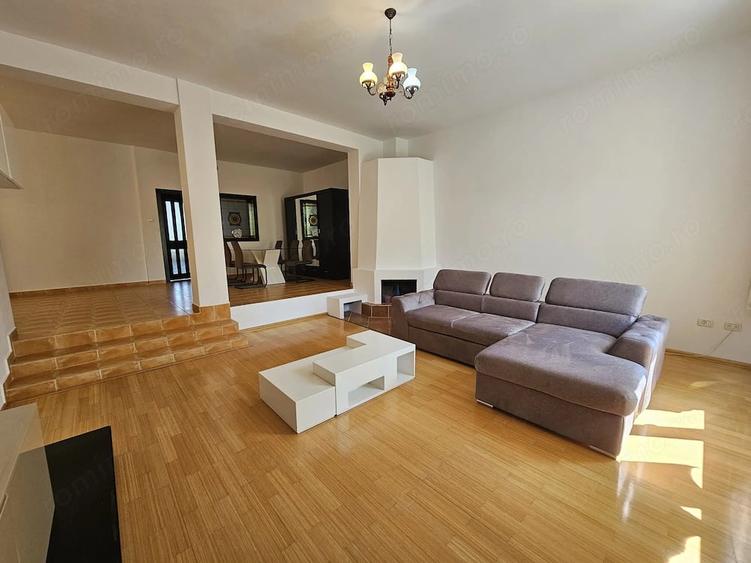 Casă cu 4 camere cu Teren 800 Mp în Ghiroda
