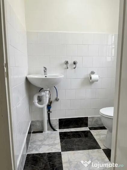 Casă cu 1 camere în Central