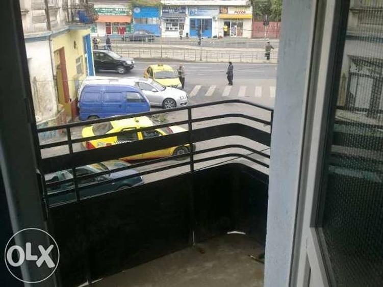 Apartament cu 2 camere semidecomandat în Rahova