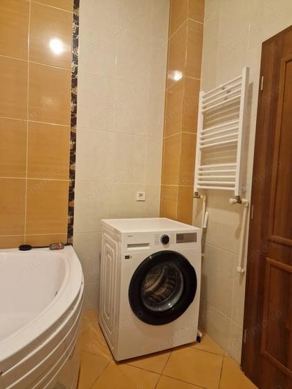 Apartament cu 3 camere decomandat, mobilat în Mărășești