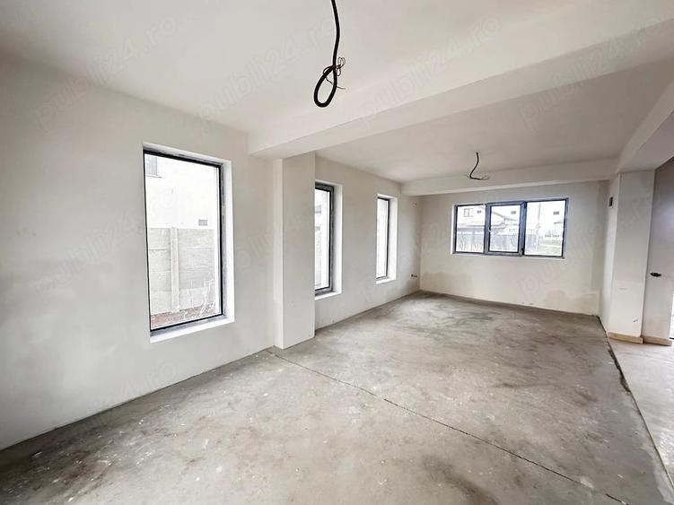 Casă cu 4 camere cu Teren 434 Mp în Berceni