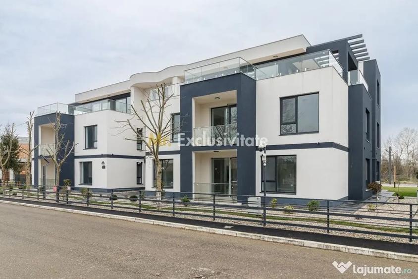 Apartament cu 5 camere semidecomandat în 1 Decembrie