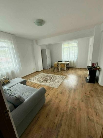 Apartament cu 2 camere semidecomandat în Semicentral