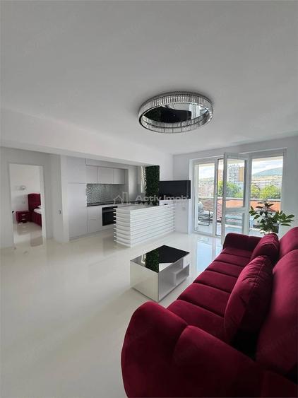 Apartament cu 2 camere decomandat în 22 Decembrie