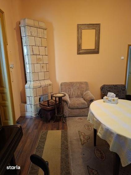 Casă cu 4 camere cu Teren 100 Mp în Central