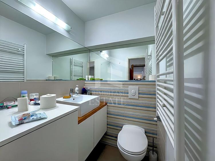 Apartament cu 3 camere decomandat în Decebal