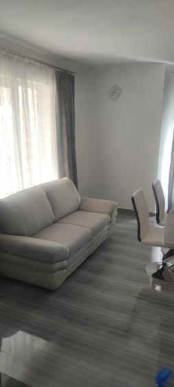 Casă cu 3 camere cu Teren 647 Mp în Central