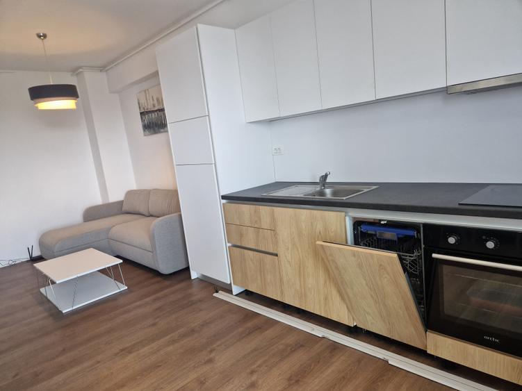 Apartament cu 2 camere decomandat în Aradului