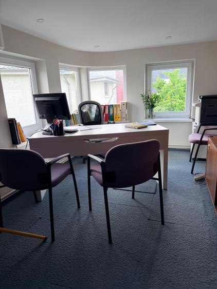 Apartament cu 3 camere decomandat în Casin