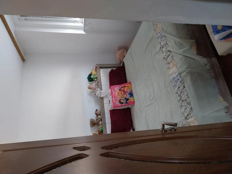 Apartament cu 3 camere decomandat în Exterior Vest