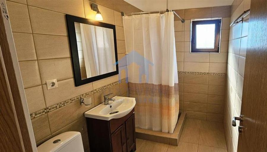 Apartament cu 2 camere decomandat în Zorilor