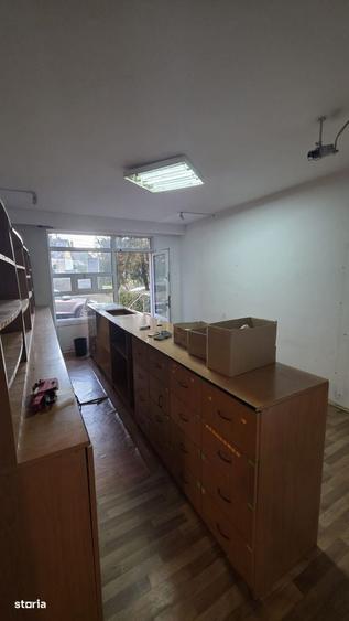Apartament cu 3 camere în Micro 1