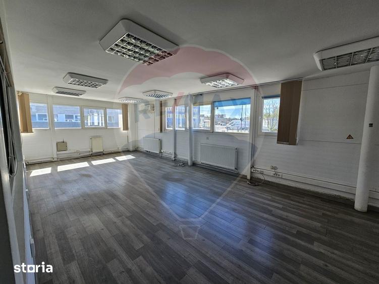 Spațiu comercial, de 576 mp, în Bulgaria