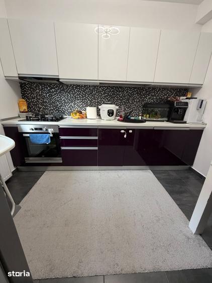 Casă cu 4 camere cu Teren 250 Mp în Central