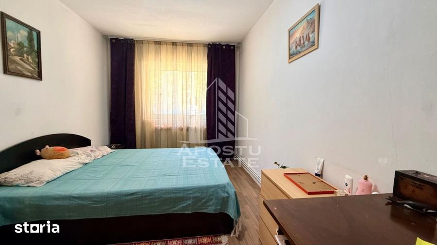 Apartament cu 3 camere, curte si boxa de vanzare, Zona Simion Barnutiu - 10