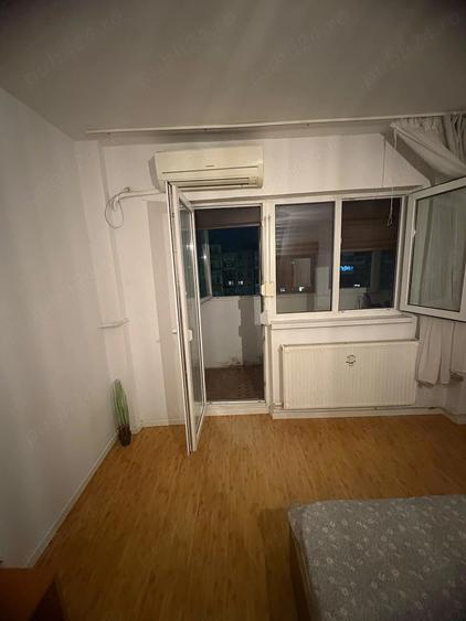 Proprietar: vand Garsoniera in zona Sebastian, Sector 5 - 3