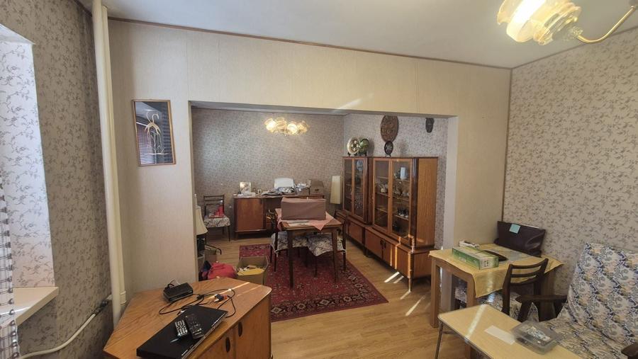 Apartament cu 4 camere decomandat, mobilat în Iancului