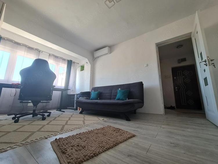 Apartament cu 2 camere semidecomandat, mobilat în Govândari