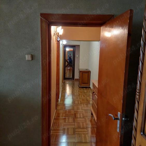 Apartament cu 4 camere decomandat în Ultracentral