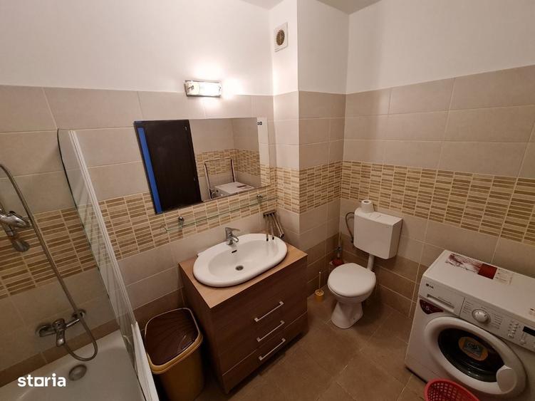 Apartament cu 2 camere în Intim