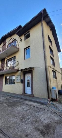 Casă individuală cu 5 camere cu Teren 120 Mp în Florești