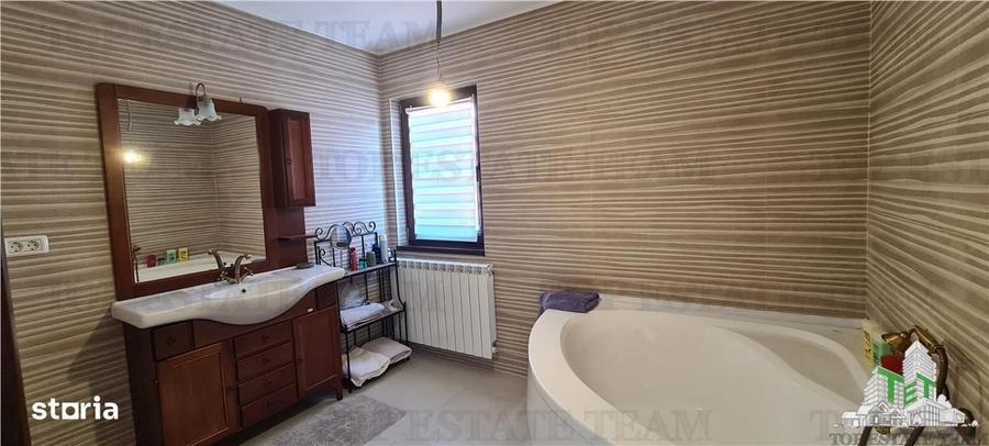 Casă cu 4 camere cu Teren 165 Mp în Domenii
