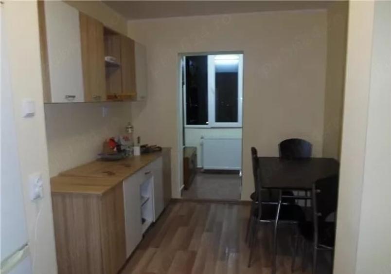 Apartament cu 2 camere decomandat în Nufărul