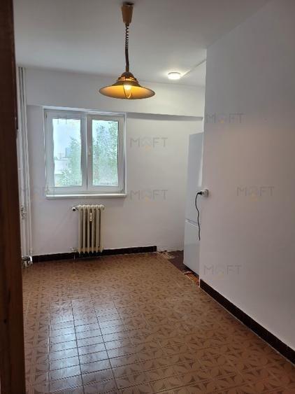 Apartament cu 3 camere decomandat în Dorobanți