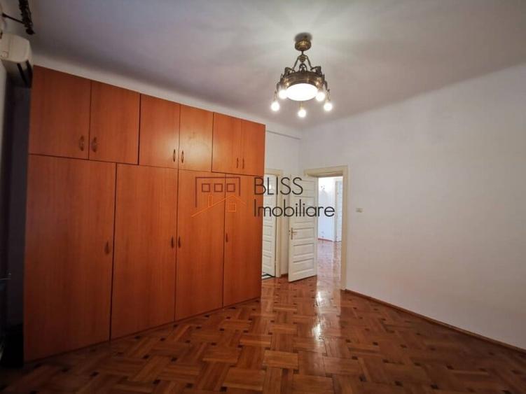 Apartament cu 6 camere semidecomandat în P-ța Dorobanți