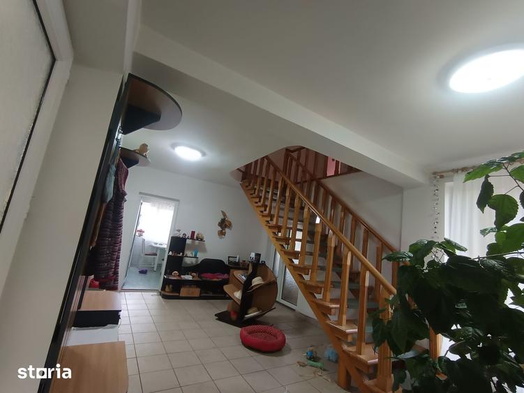 Casă cu 6 camere cu Teren 1014 Mp în Spitalul Județean