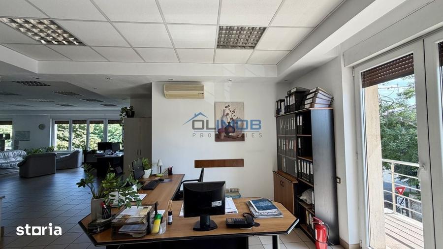 Apartament cu 4 camere în Tei