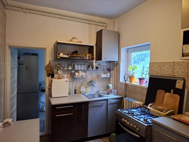 Casă individuală cu 2 camere cu Canalizare în Domenii
