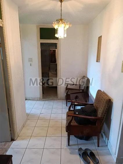 Apartament cu 2 camere decomandat în Dâmbovița