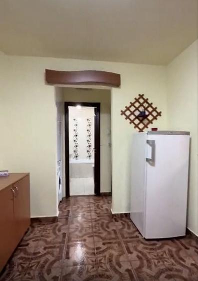 Apartament cu 2 camere decomandat în Lipovei