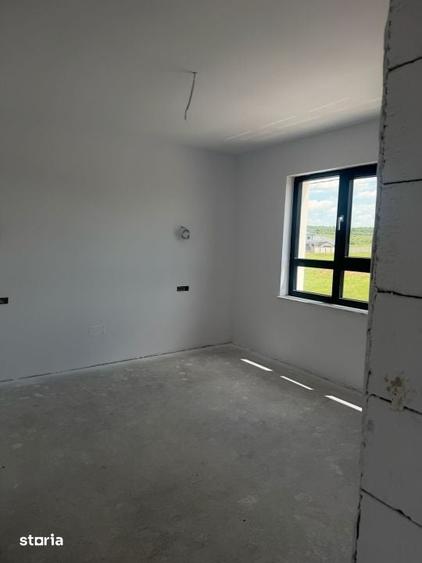 Casă cu 4 camere cu Teren 520 Mp în Cârcea