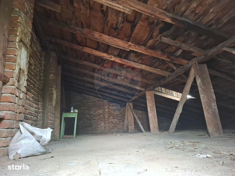 Casă cu 2 camere în Pieptănari