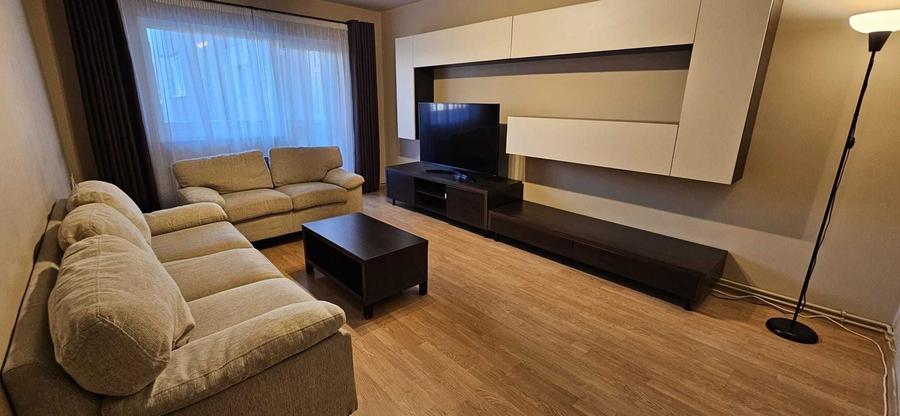 Apartament cu 4 camere decomandat în Mărăști
